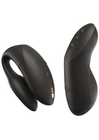 WE-VIBE | Chorus Pro – Vibrador para parejas con 3 motores y mando Haptic Squeeze – Negro / Rosa / Púrpura