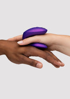 WE-VIBE | Chorus Pro – Vibrador para parejas con 3 motores y mando Haptic Squeeze – Negro / Rosa / Púrpura