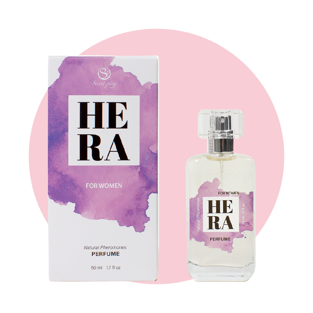 SECRET PLAY | Hera Perfume Spray con Feromonas para Mujeres – Con trufa negra, pera, gardenia y vainilla – 9,5 ml Travel / 50 ml