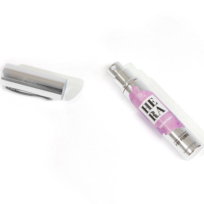 SECRET PLAY | Hera Perfume Spray con Feromonas para Mujeres – Con trufa negra, pera, gardenia y vainilla – 9,5 ml Travel / 50 ml